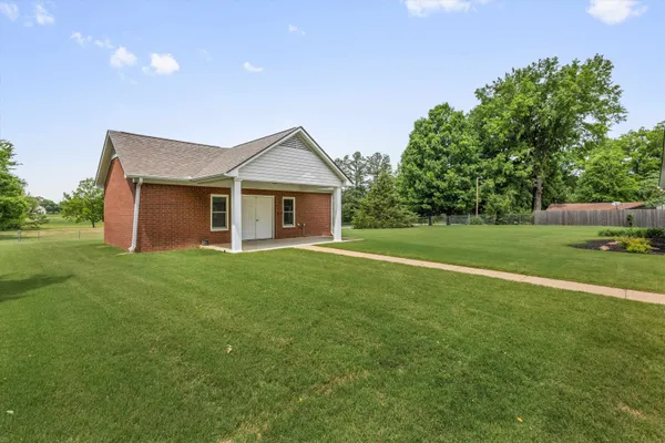 $375,000 | 2225 Candy Lane, Burlison, TN 38015