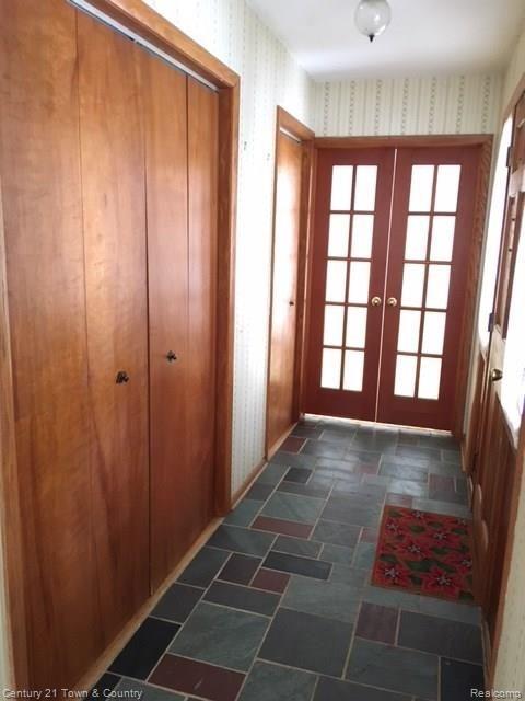 940 Brantford Road Rochester, MI 48306 - Photo 22 of 68