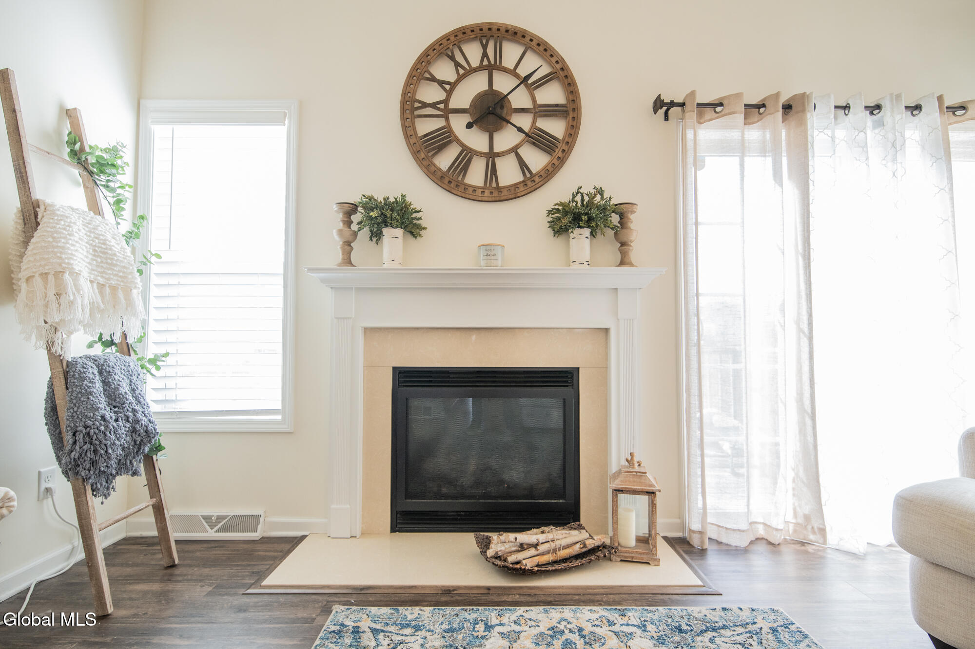 70 B Fellows Road Halfmoon, NY 12065 - Photo 5 of 19 DSC07373