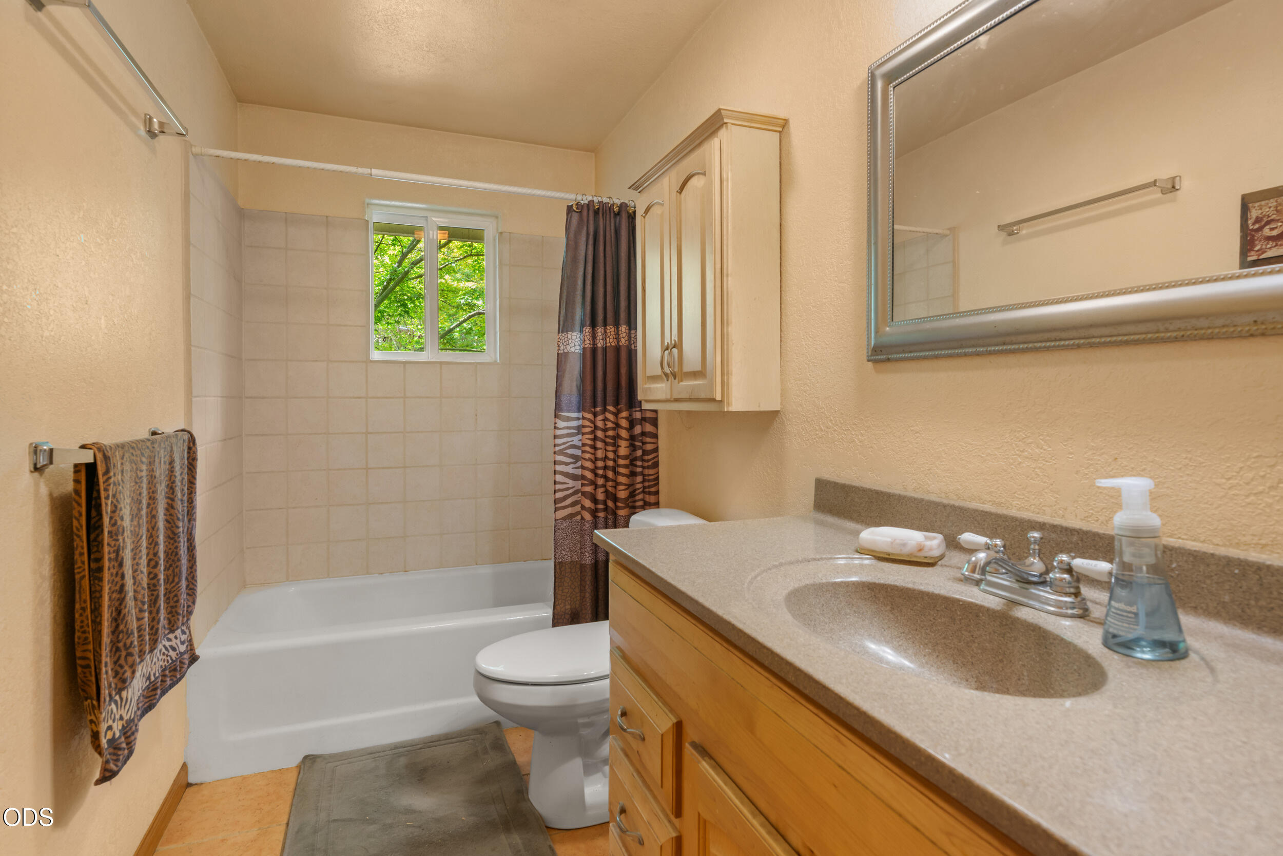 255 Carmen Road Talent, OR 97540 - Photo 18 of 56