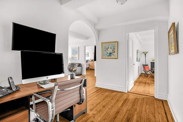 a picture of a floor plan