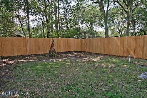 5624 Temple Road Jacksonville, FL 32207 - Photo 11 of 15 backyard