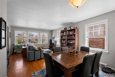 $385,000 | 7030 Amherst Avenue, University City, MO 63130
