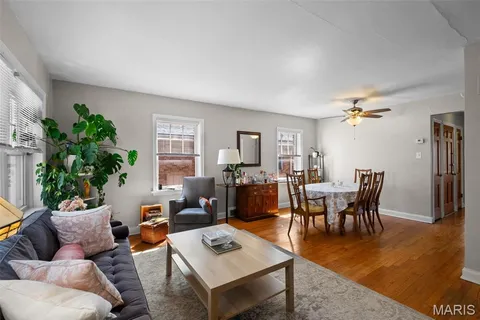 $385,000 | 7030 Amherst Avenue, University City, MO 63130