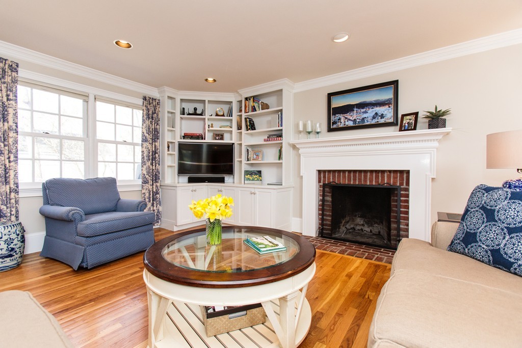 62 Windsor Road Wellesley, MA 02481 - Photo 15 of 30 Gallery Image 15