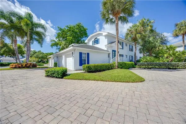 $9,900 | 7050 Barrington Circle, Unit 202, Naples, FL 34108