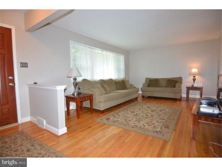 516 Snyder Road West Lawn, PA 19609 - Photo 3 of 21 Gallery Image 3