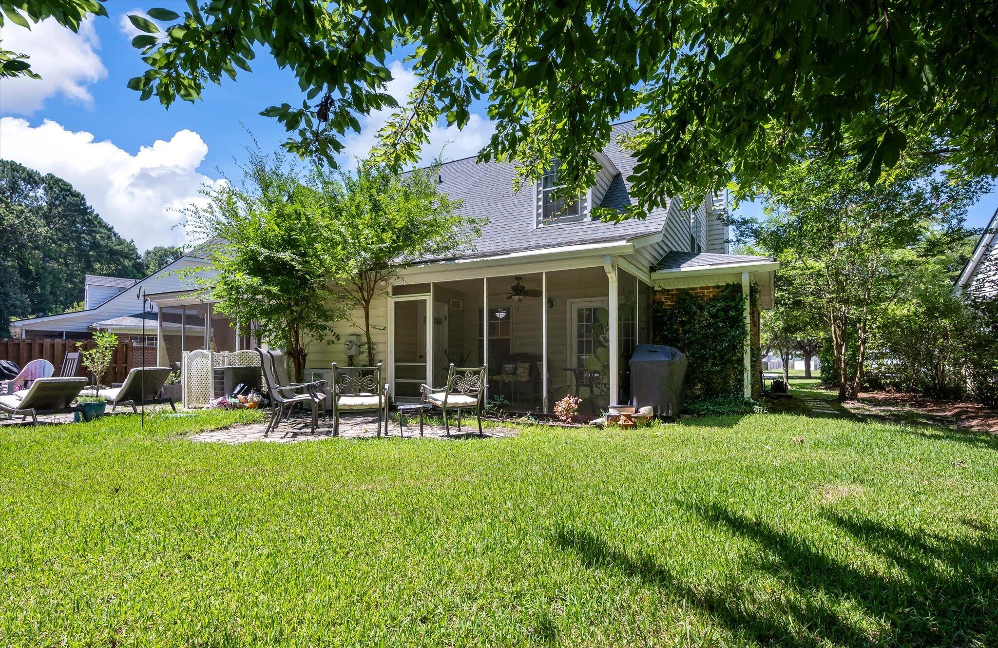 3108 Queensgate Way Mount Pleasant, SC 29466 - Photo 26 of 35 Backyard