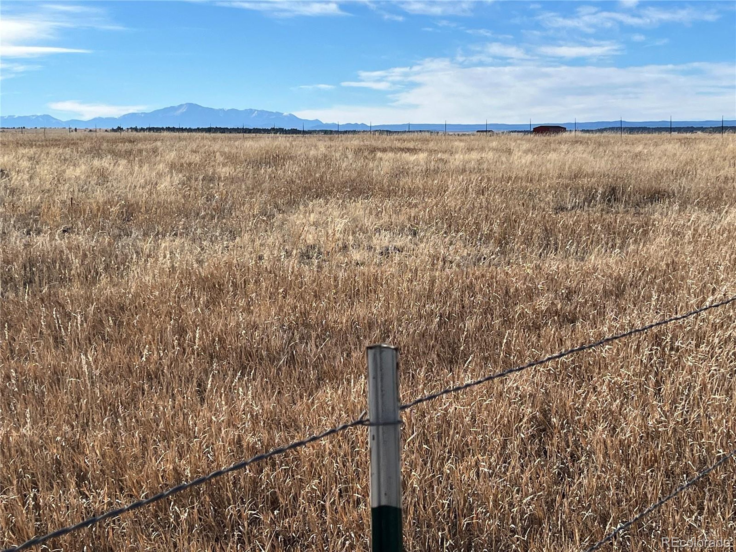 41 Rd Elbert Co 80106 Elbert, CO 80106 - Photo 25 of 27 a view of an ocean from a balcony