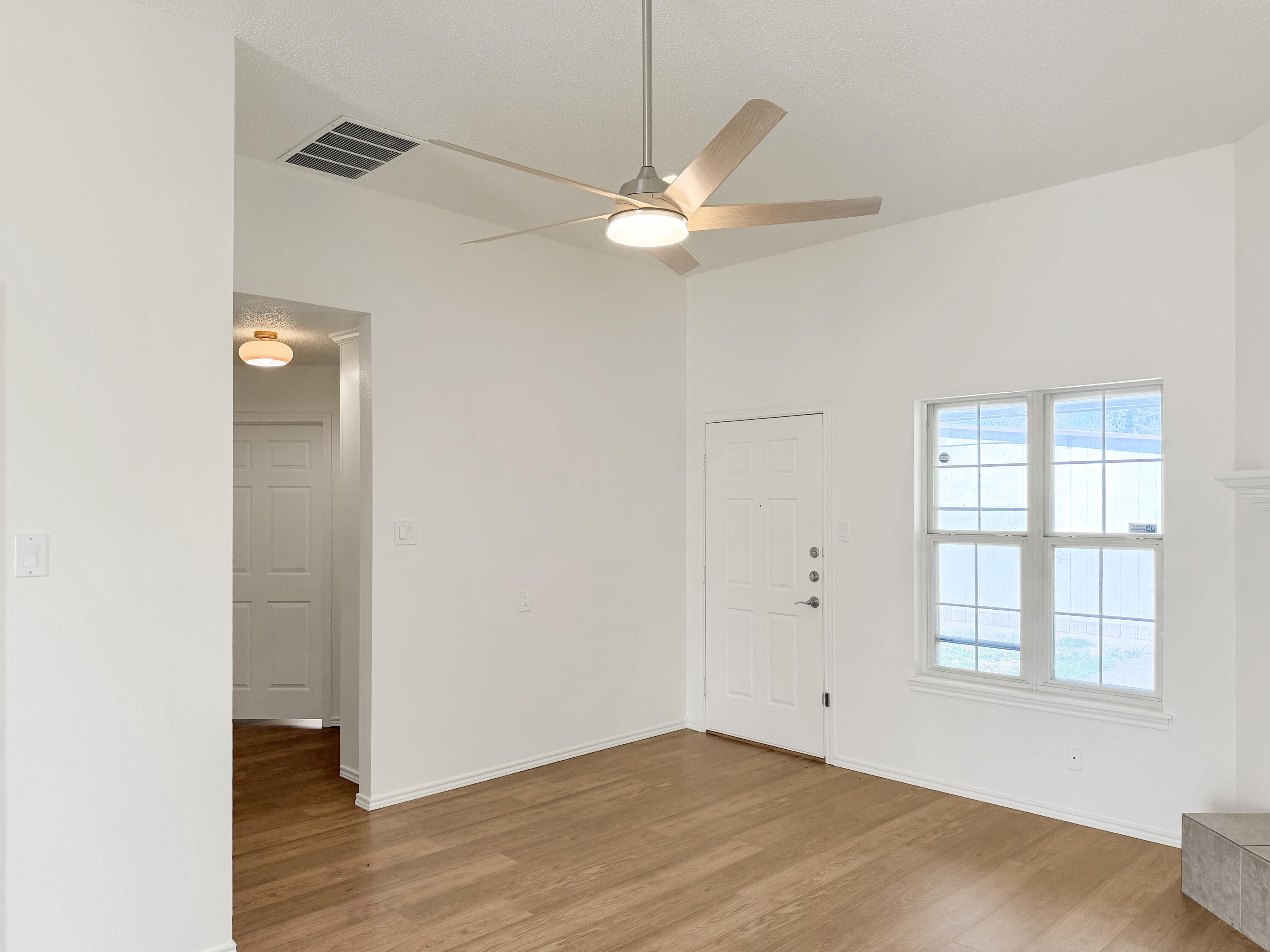 1902 58th Street Lubbock, TX 79412 - Photo 14 of 19 22 (2)