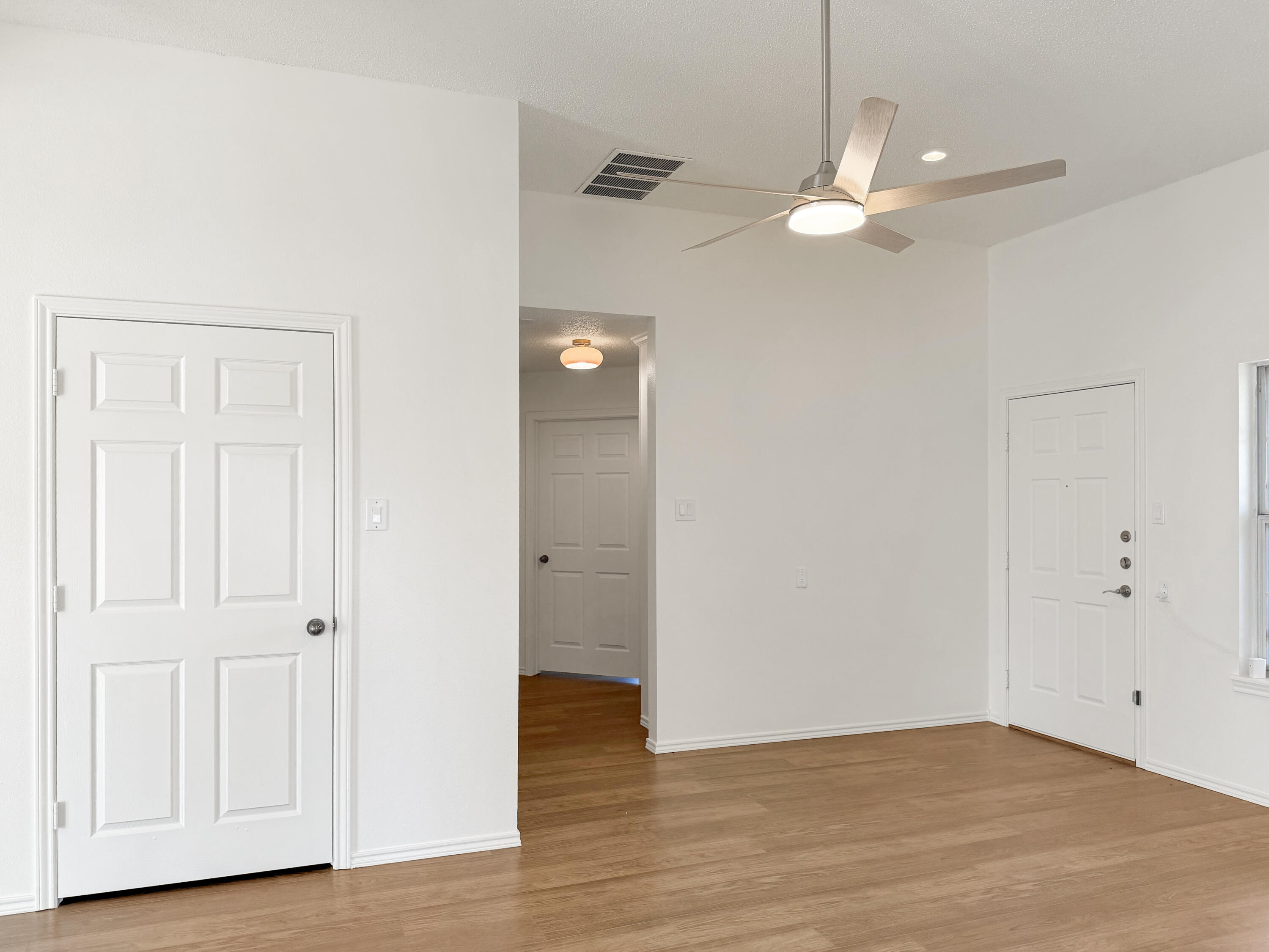 1902 58th Street Lubbock, TX 79412 - Photo 15 of 19 23 (2)