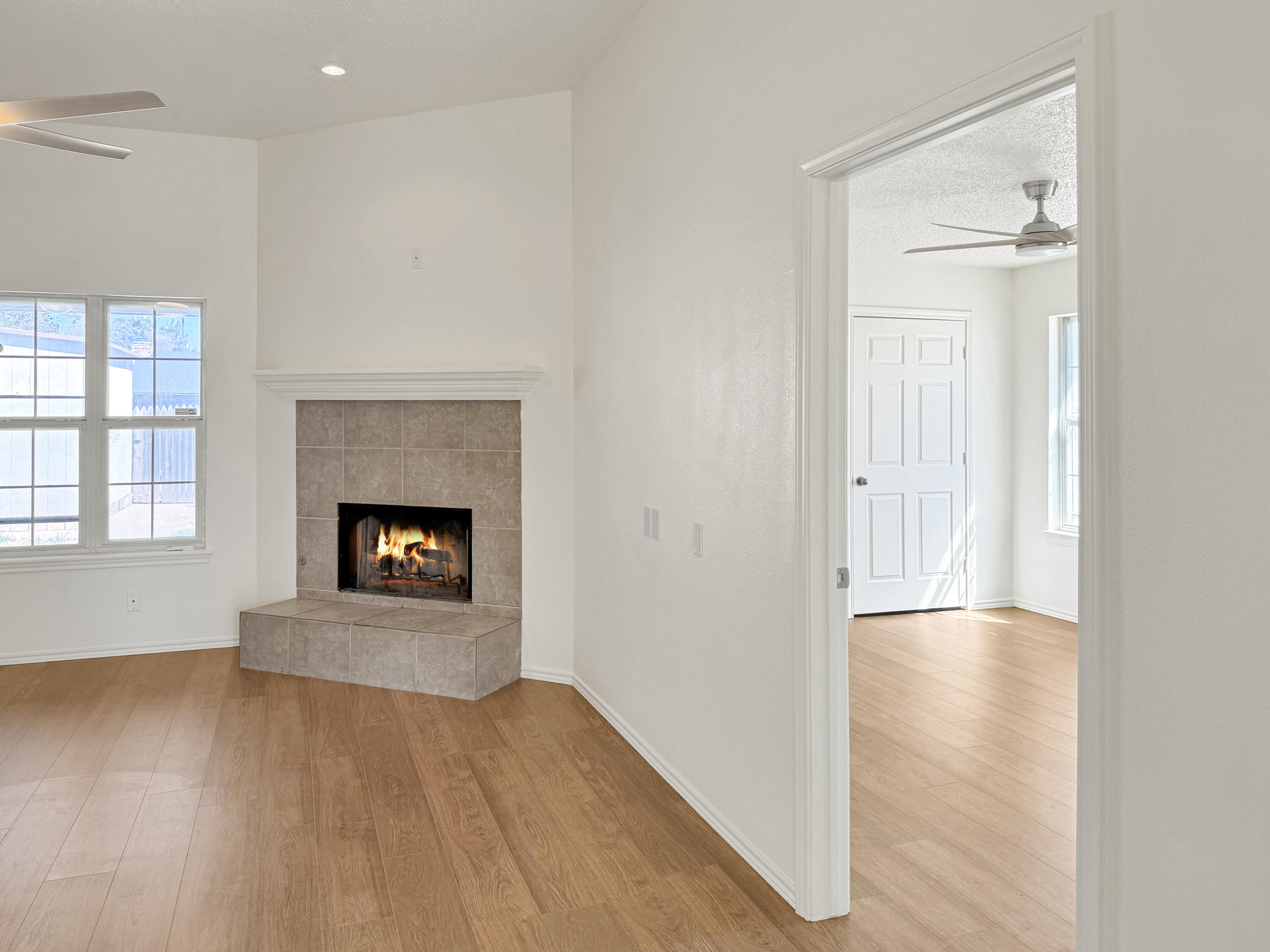 1902 58th Street Lubbock, TX 79412 - Photo 4 of 19 04 (2)