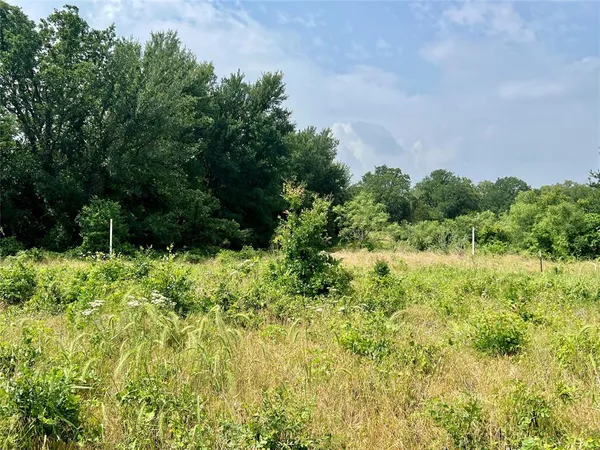 $225,000 | 7 South Rnch Drive, Graham, TX 76450