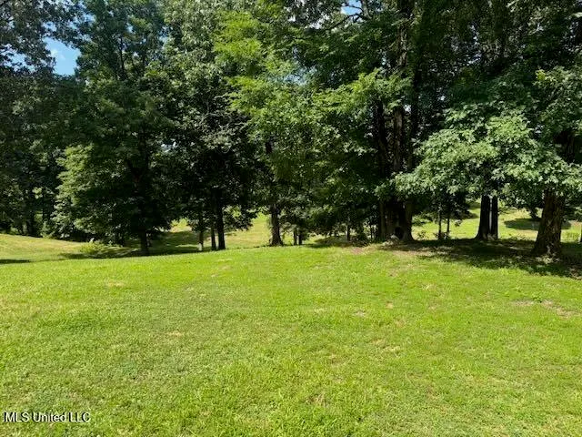 $335,000 | 2555 Laws Hill Road, Holly Springs, MS 38635