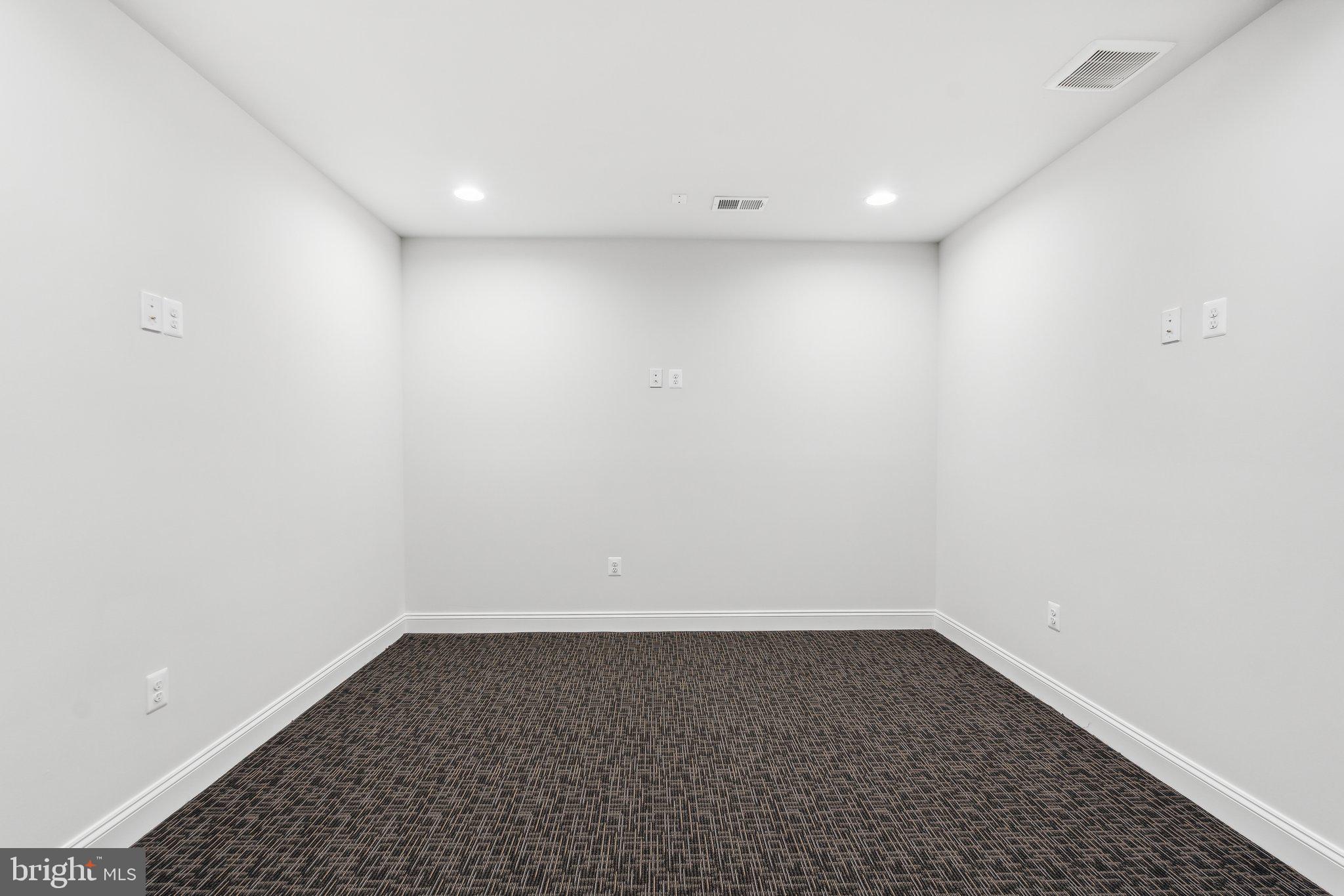 13749 Orlando Road Nokesville, VA 20181 - Photo 25 of 42 a view of empty room