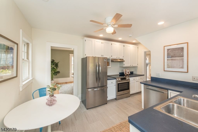 14 Burnside Street Montclair, NJ 07043 - Photo 11 of 27