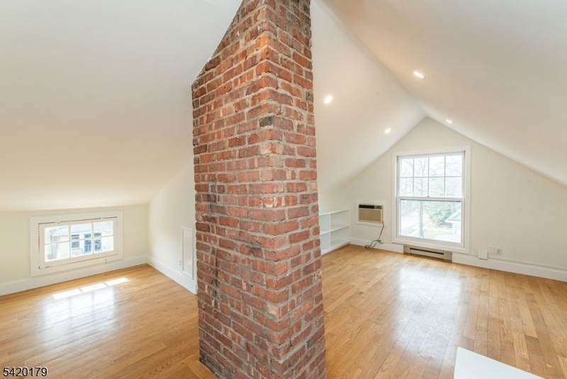 14 Burnside Street Montclair, NJ 07043 - Photo 22 of 27