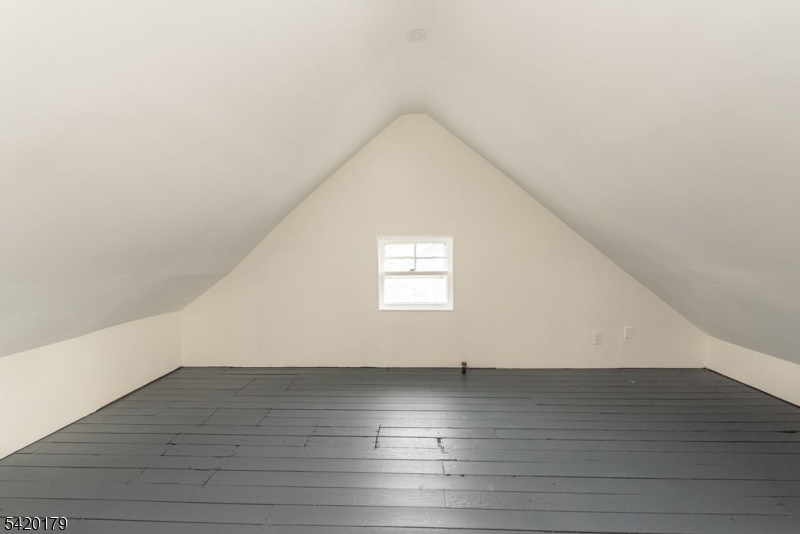 14 Burnside Street Montclair, NJ 07043 - Photo 23 of 27