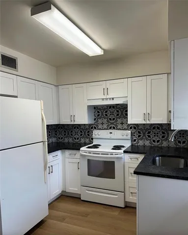 $1,550 | 206 West Hancock Street, Lakeland, FL 33803