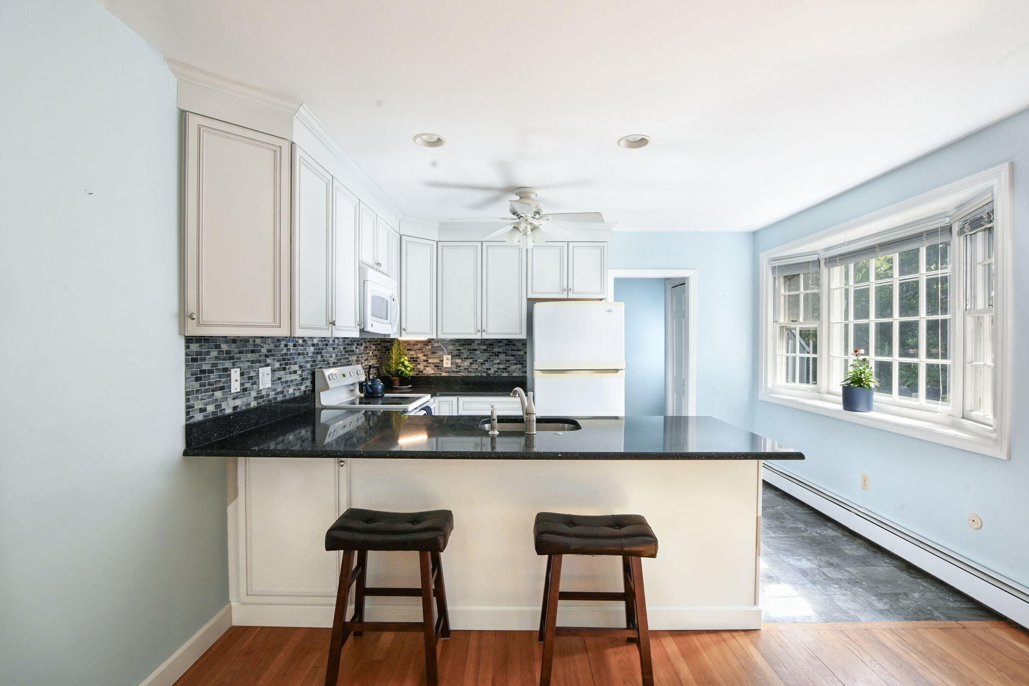 4 Royal Circle Sandwich, MA 02563 - Photo 11 of 35 12-web-or-mls-DSC_2536 copy