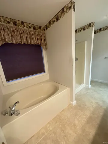 $369,900 | 504 Meadow Lane, Ossian, IN 46777