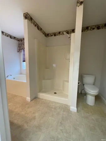 $359,900 | 504 Meadow Lane, Ossian, IN 46777