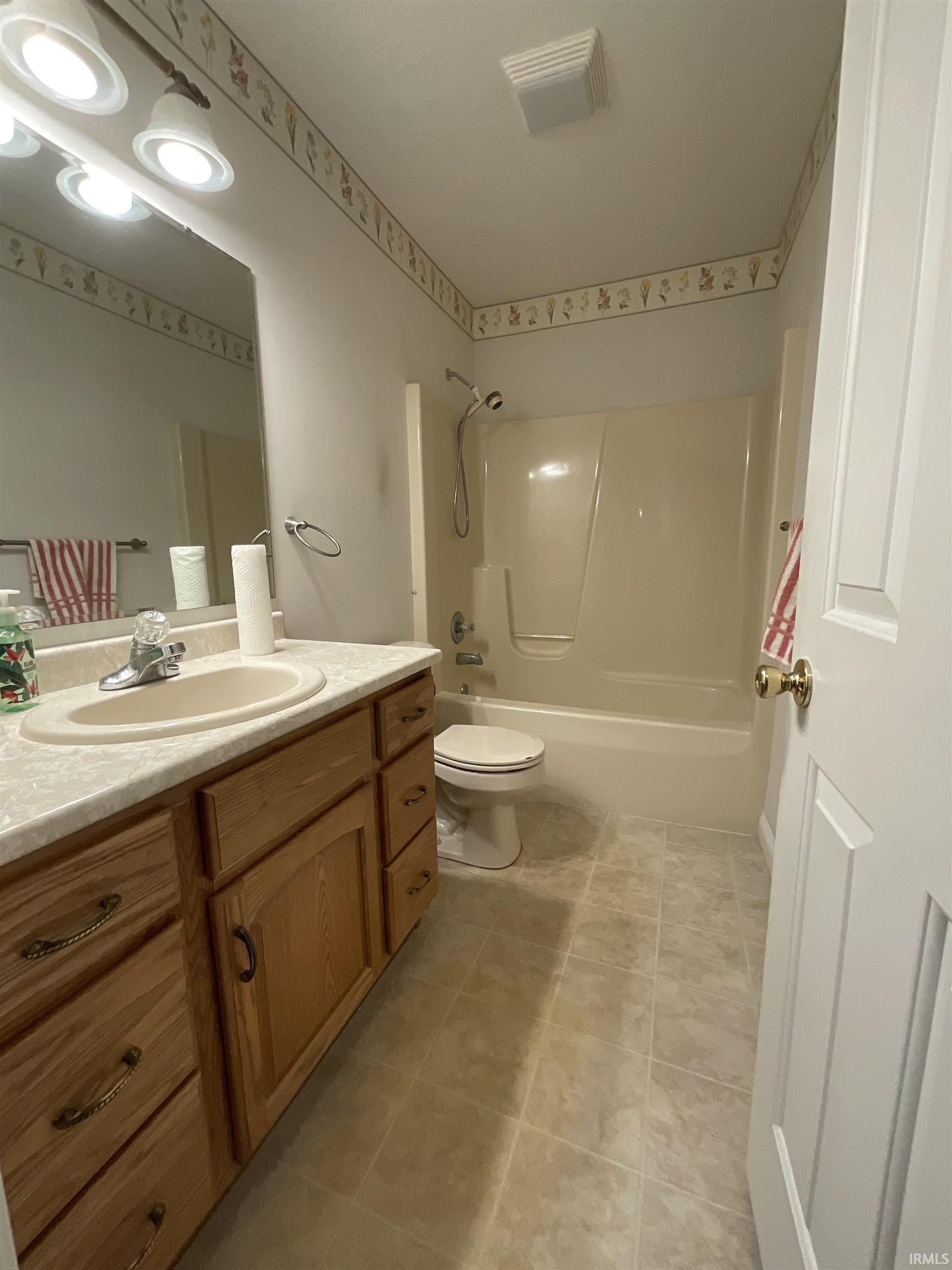 504 Meadow Lane Ossian, IN 46777 - Photo 18 of 23