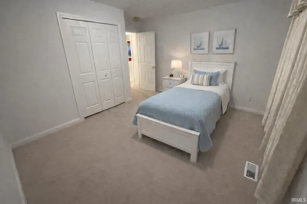 $359,900 | 504 Meadow Lane, Ossian, IN 46777