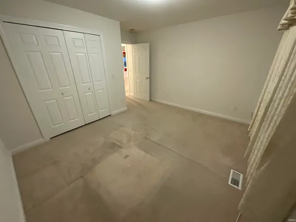 $359,900 | 504 Meadow Lane, Ossian, IN 46777