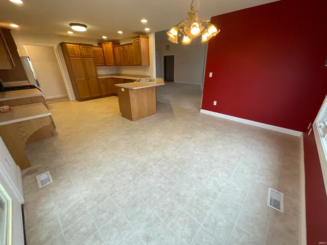 $369,900 | 504 Meadow Lane, Ossian, IN 46777