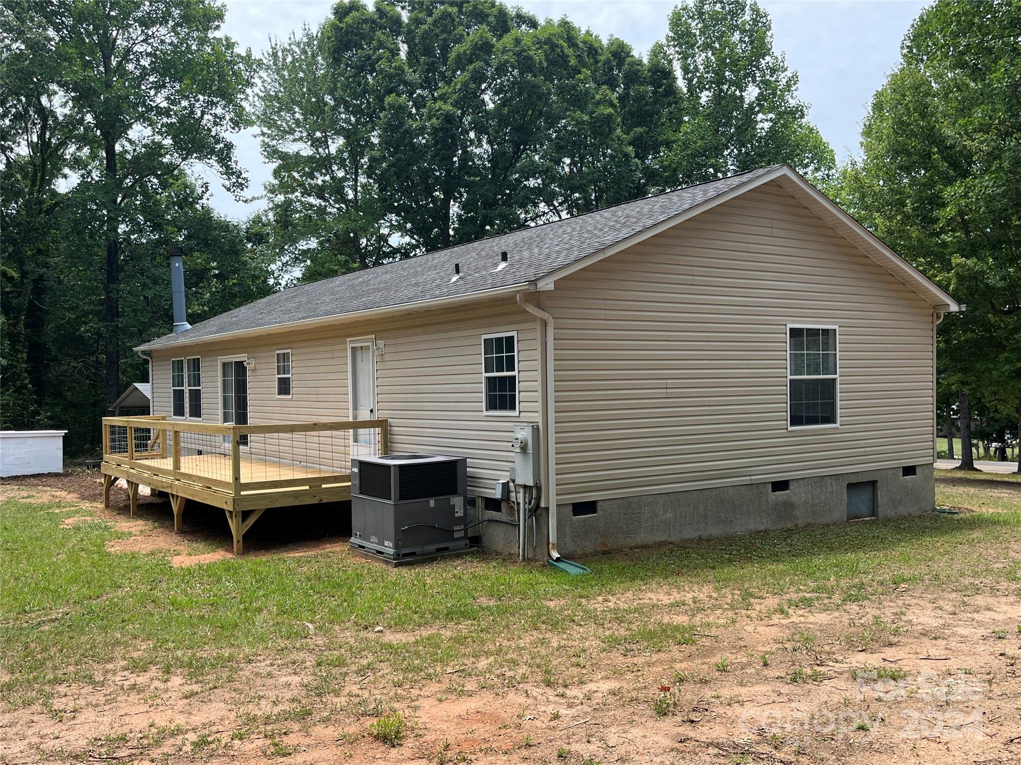 802 Deer Park Road Nebo, NC 28761 - Photo 8 of 47 Gallery Image 8