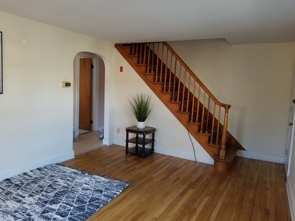 10 Bates Road Gardner, MA 01440 - Photo 8 of 34 Gallery Image 8