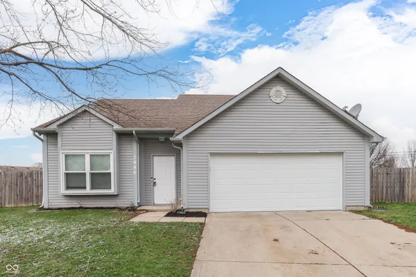 $300,000 | 2886 Fieldstone Court, Franklin, IN 46131