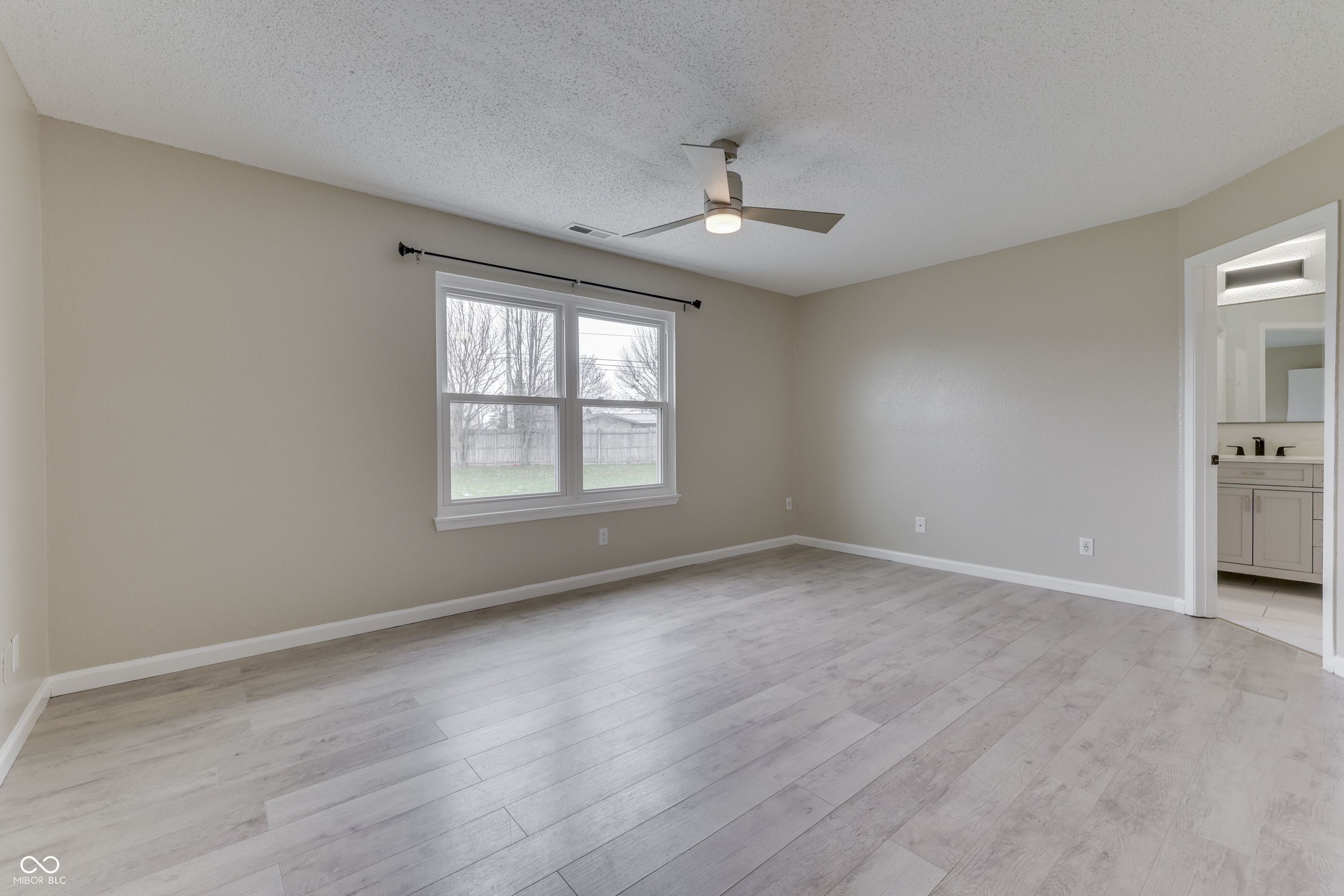 2886 Fieldstone Court Franklin, IN 46131 - Photo 12 of 36