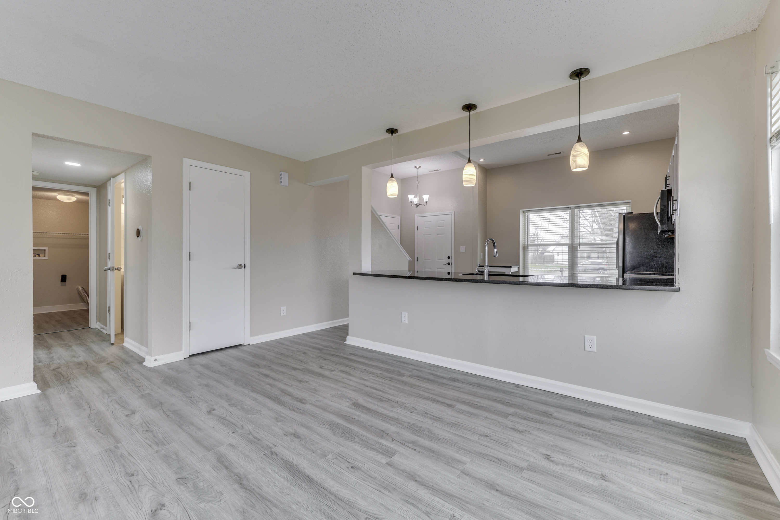 2886 Fieldstone Court Franklin, IN 46131 - Photo 6 of 36