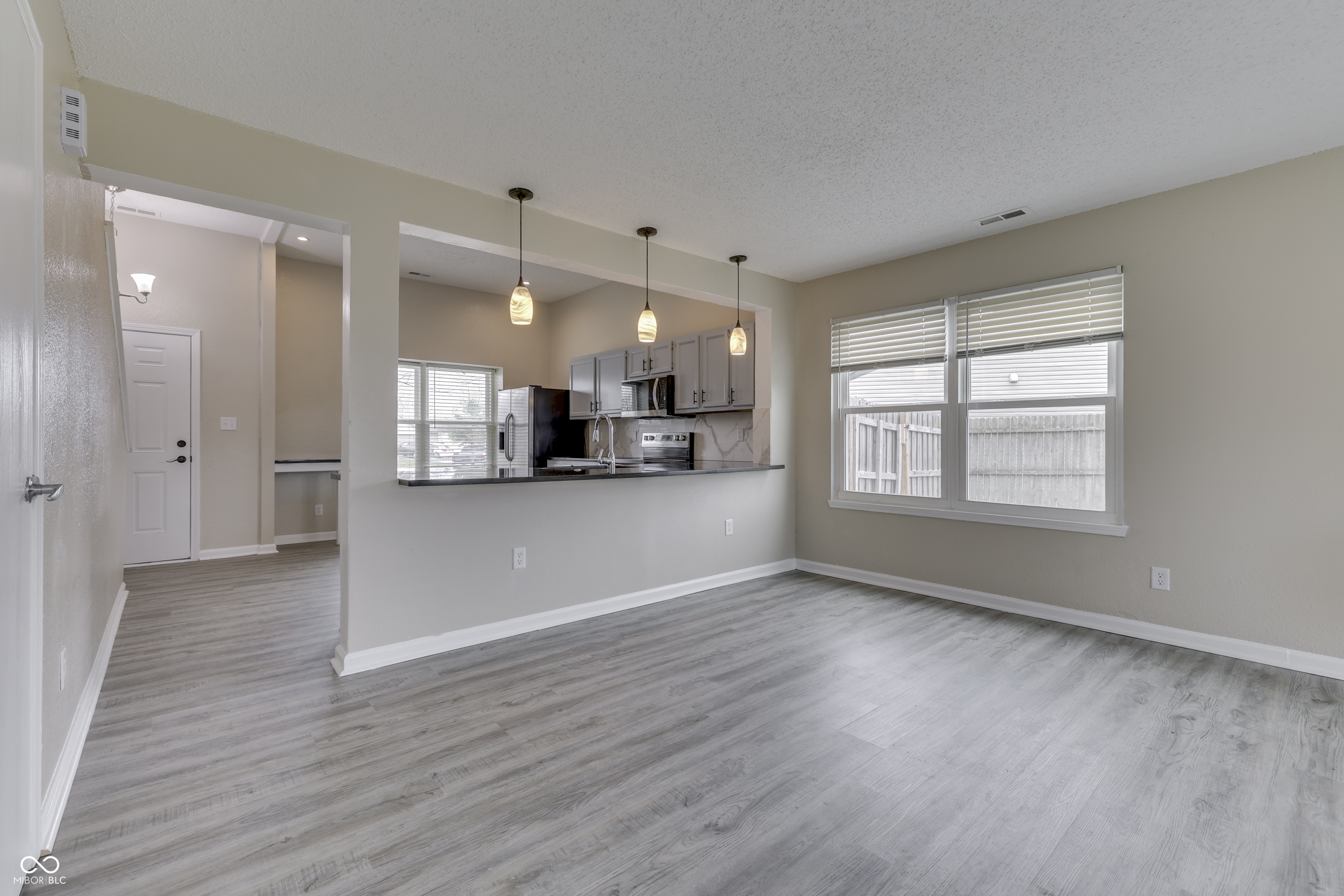 2886 Fieldstone Court Franklin, IN 46131 - Photo 7 of 36