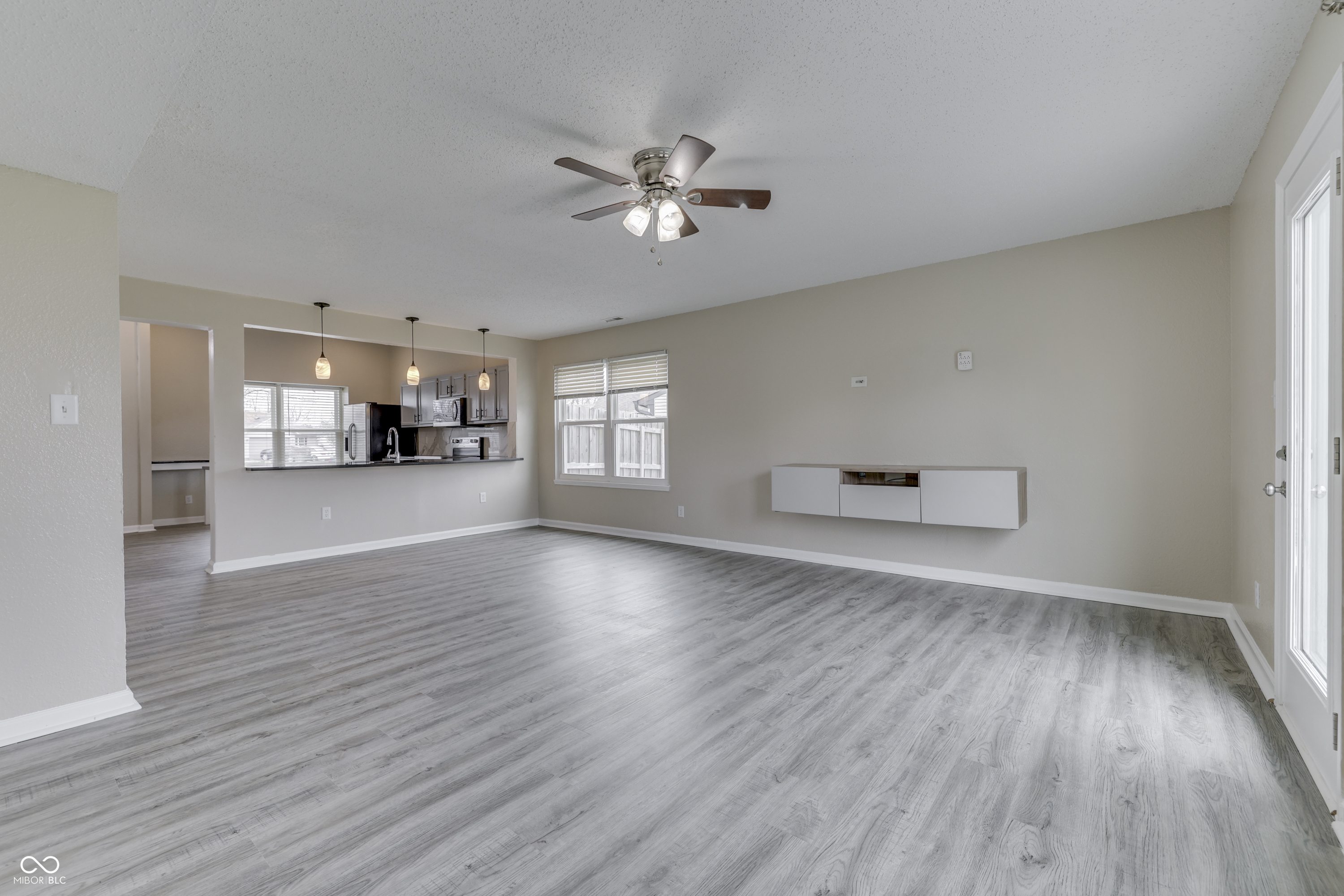 2886 Fieldstone Court Franklin, IN 46131 - Photo 9 of 36