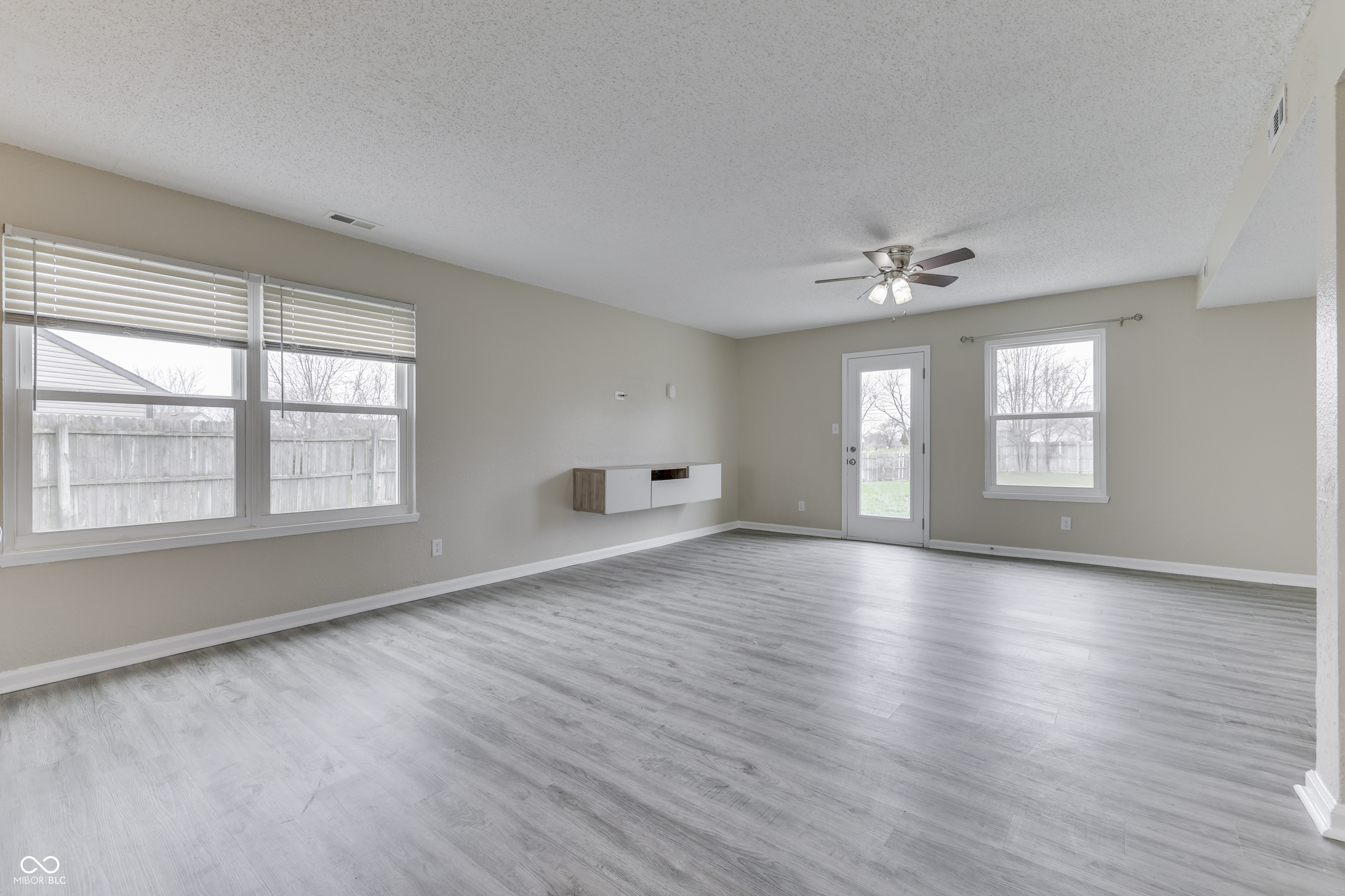 2886 Fieldstone Court Franklin, IN 46131 - Photo 10 of 36