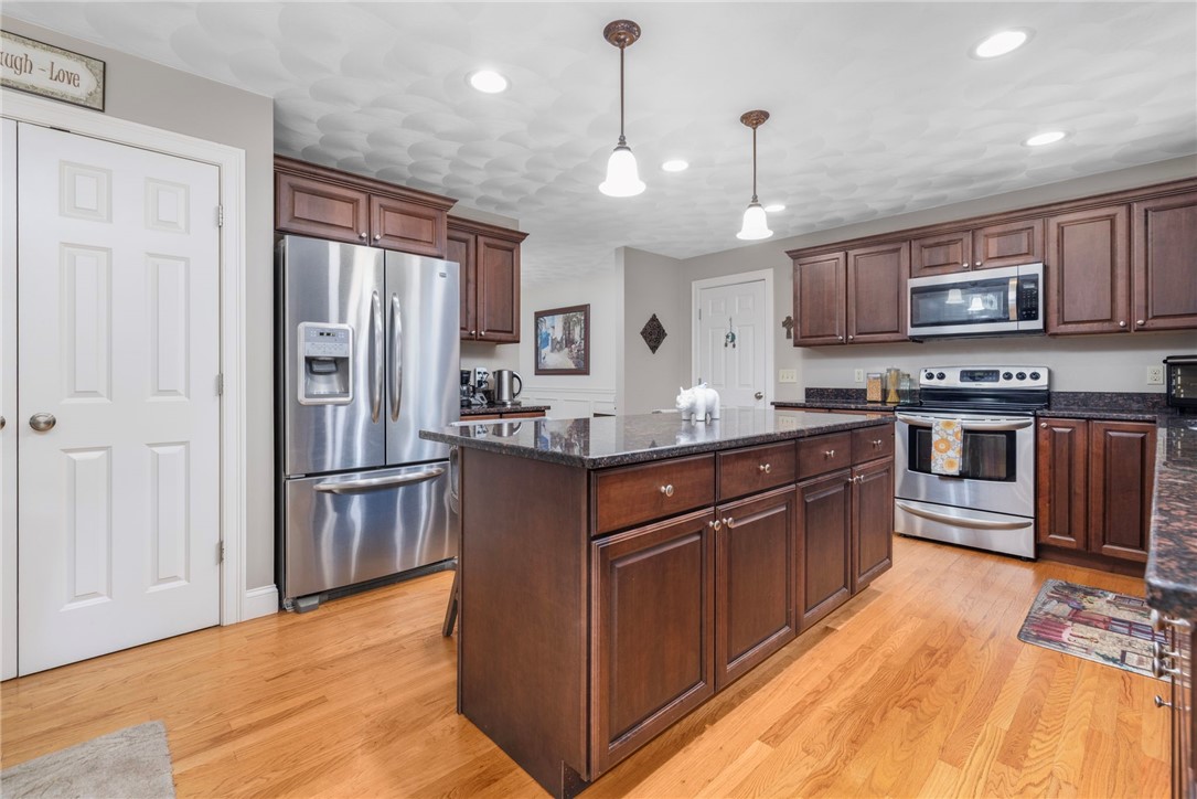 321 River Road Lincoln, RI 02865 - Photo 8 of 45 Fully applianced with an oversized island.
