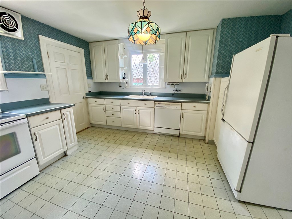 150 Great Road North Smithfield, RI 02896 - Photo 17 of 50