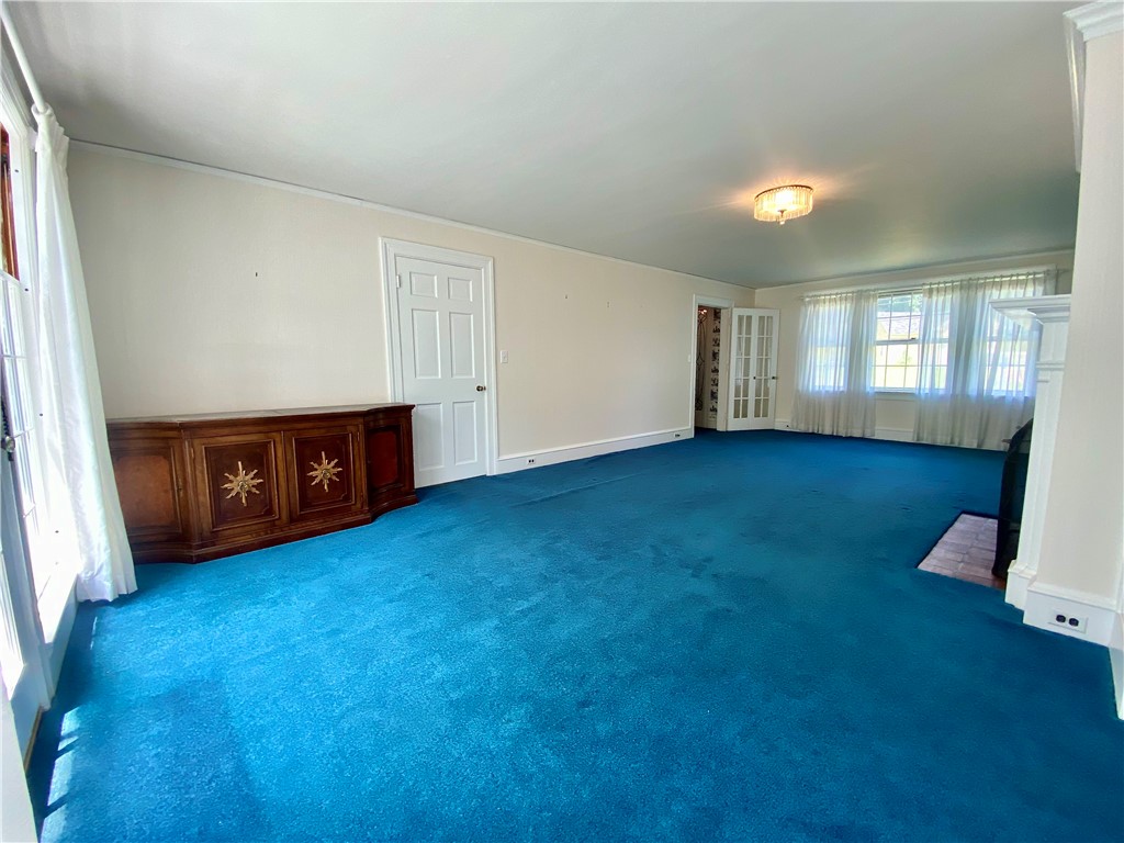 150 Great Road North Smithfield, RI 02896 - Photo 8 of 50