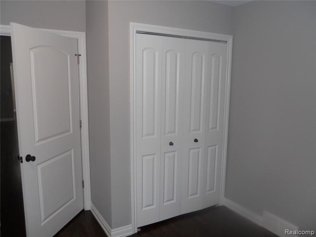 385 Apple Hill Lane Rochester Hills, MI 48306 - Photo 29 of 32