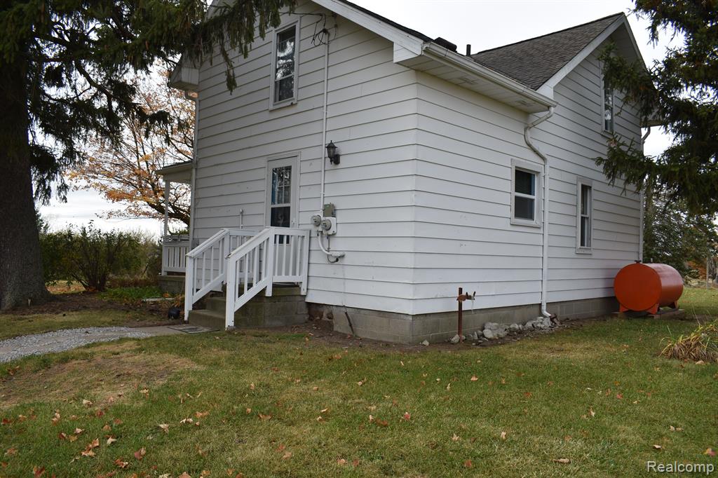 7690 West Sargent Road Fowlerville, MI 48836 - Photo 15 of 15