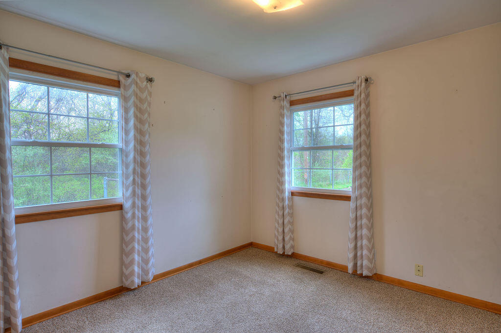 1507 Earl Road Michigan City, IN 46360 - Photo 7 of 16 1024x682