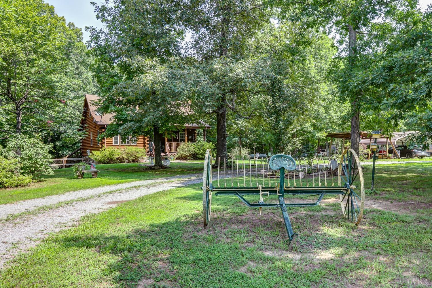 699 Gladys Road Gladys, VA 24554 - Photo 10 of 47 a view of a park