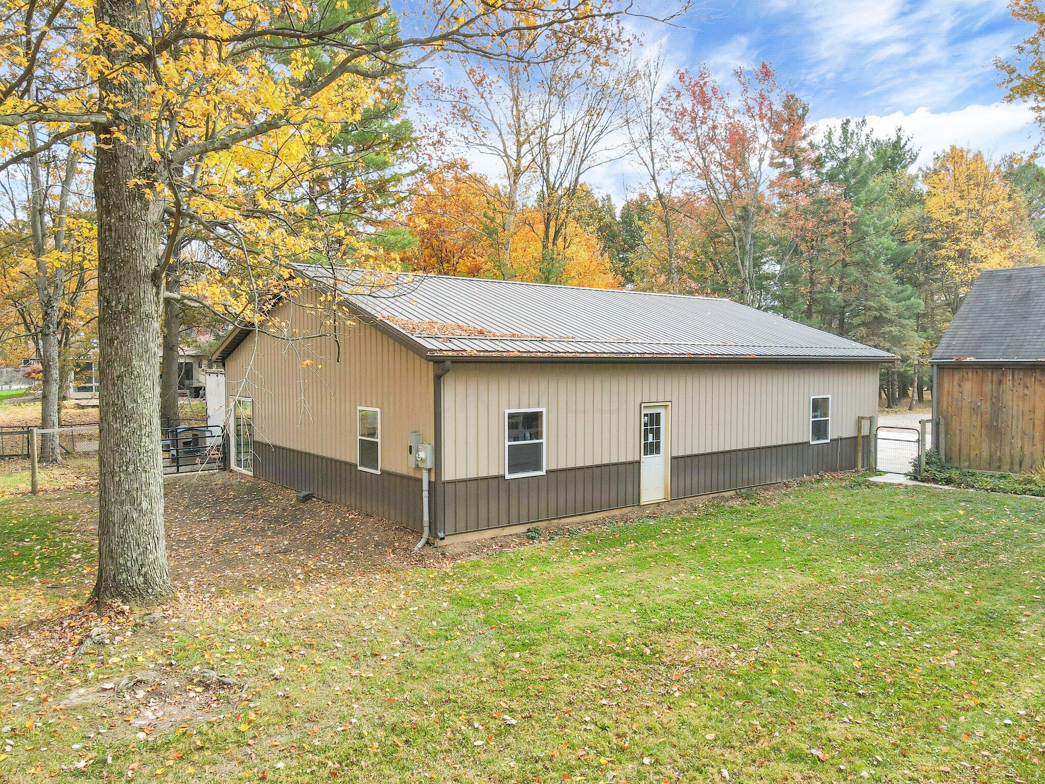 8058 Kennedy Road Blacklick, OH 43004 - Photo 9 of 69 60-web-or-mls-DJI_0417
