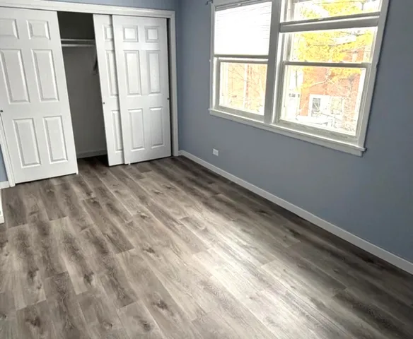 $2,325 | 1322 Fargo Street, Des Plaines, IL 60018