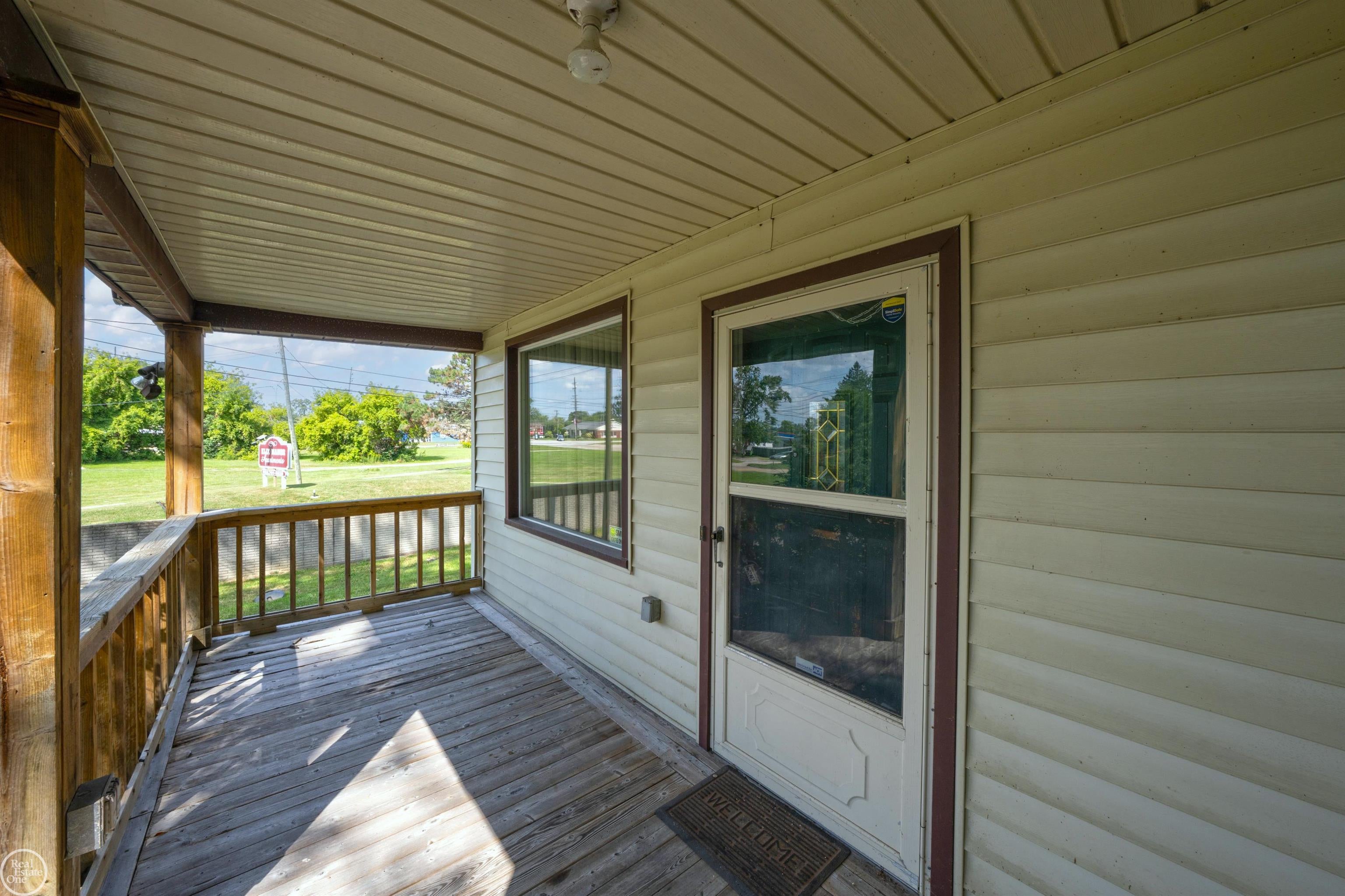 24125 Shook Road Clinton Township, MI 48035 - Photo 5 of 36 Gallery Image 5