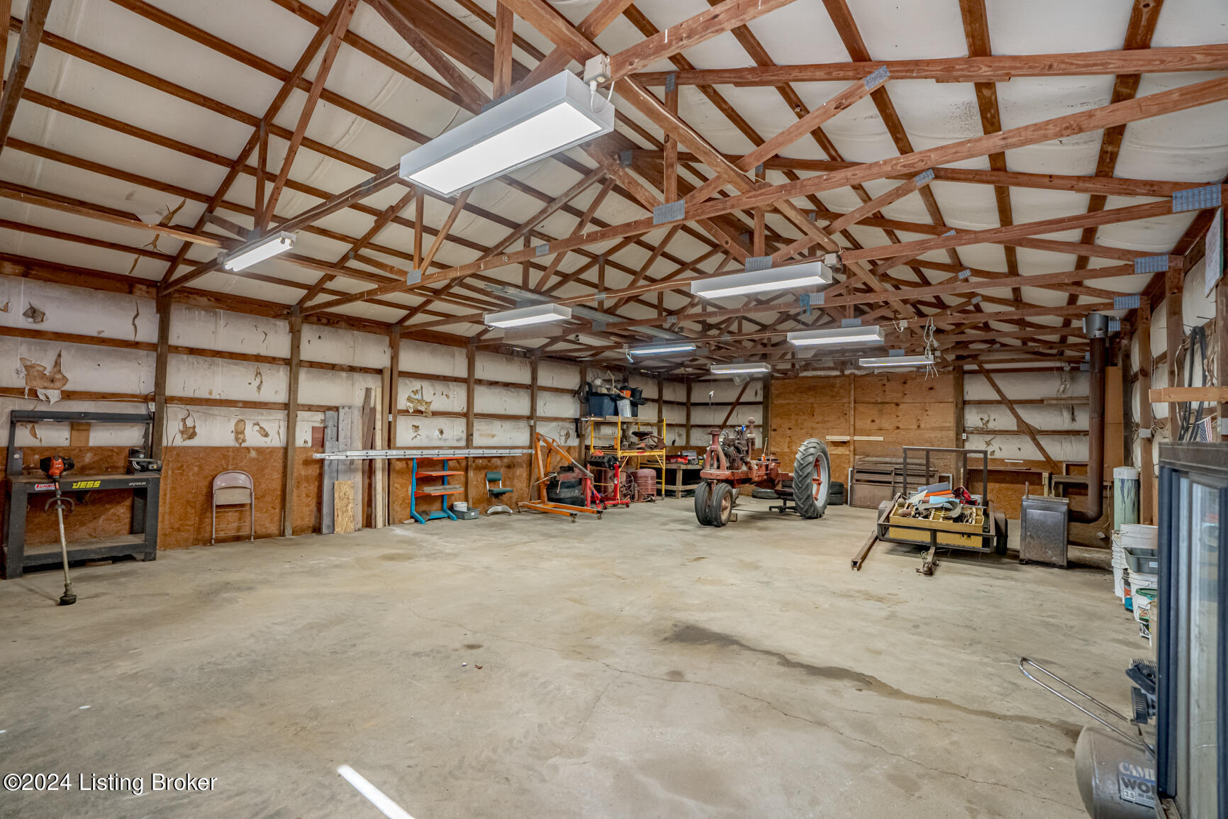 363 Hawkins Road Hodgenville, KY 42748 - Photo 26 of 91 15