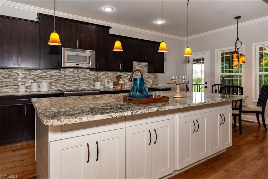 8926 Grove Park Drive Oak Ridge, NC 27310 - Photo 7 of 23 Gallery Image 7
